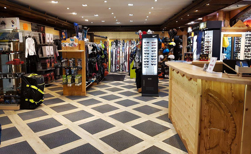 VENTE materiel de ski à val d'isère